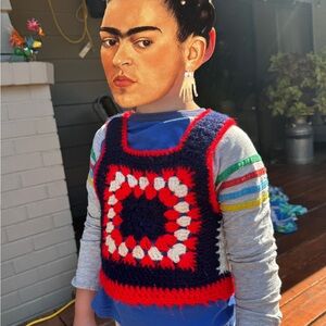 Vintage crochet knit sweater crop top / vest approximate size 6